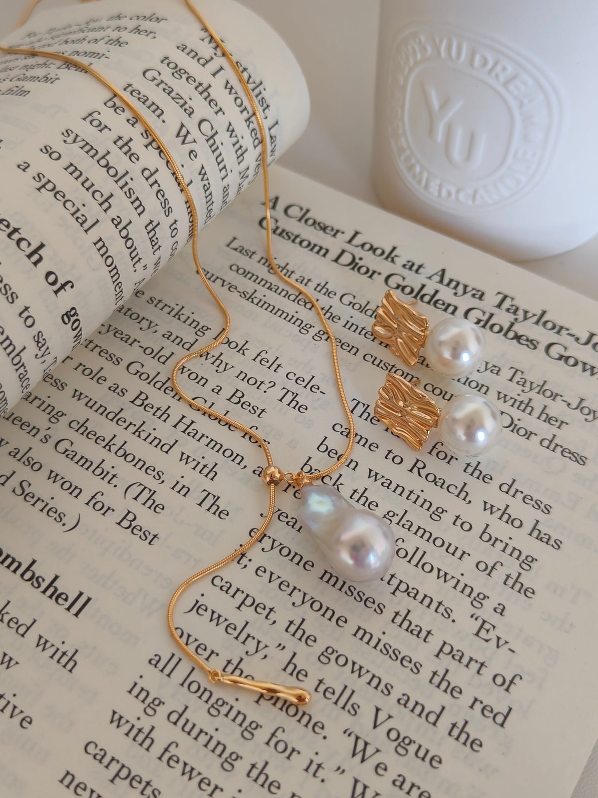 Gold adjustable baroque pearl pendant necklace with delicate chain and tassel