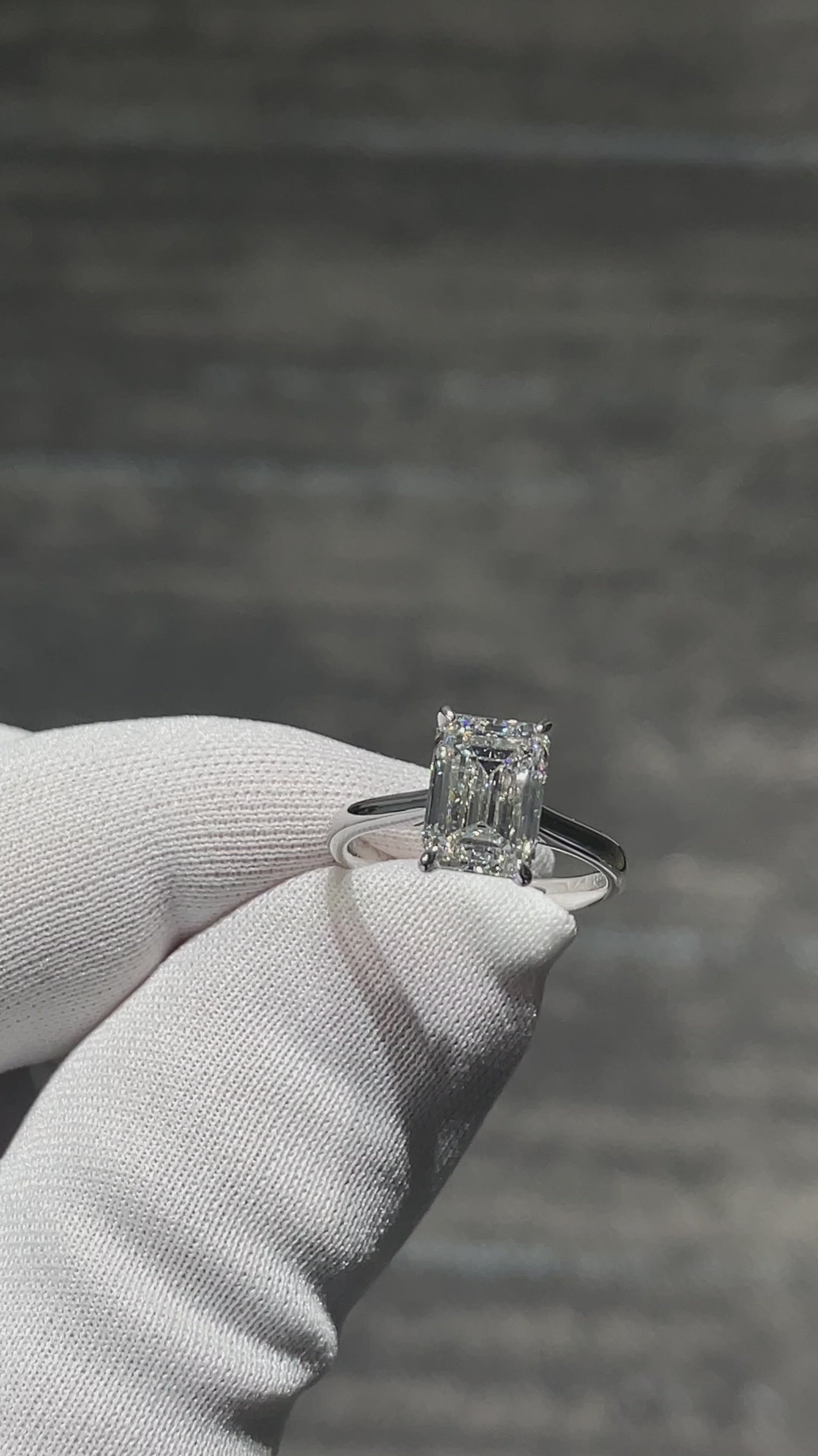 Classic Emerald Lab Diamond Ring